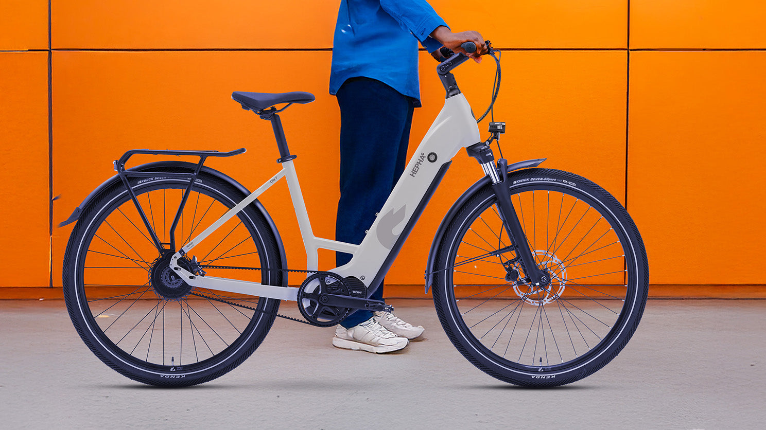 Ride-Freedom-Collect-with-Ease-Introducing-HEPHA-E-Bike-s-Click-Collect-Service HEPHA E-Bike