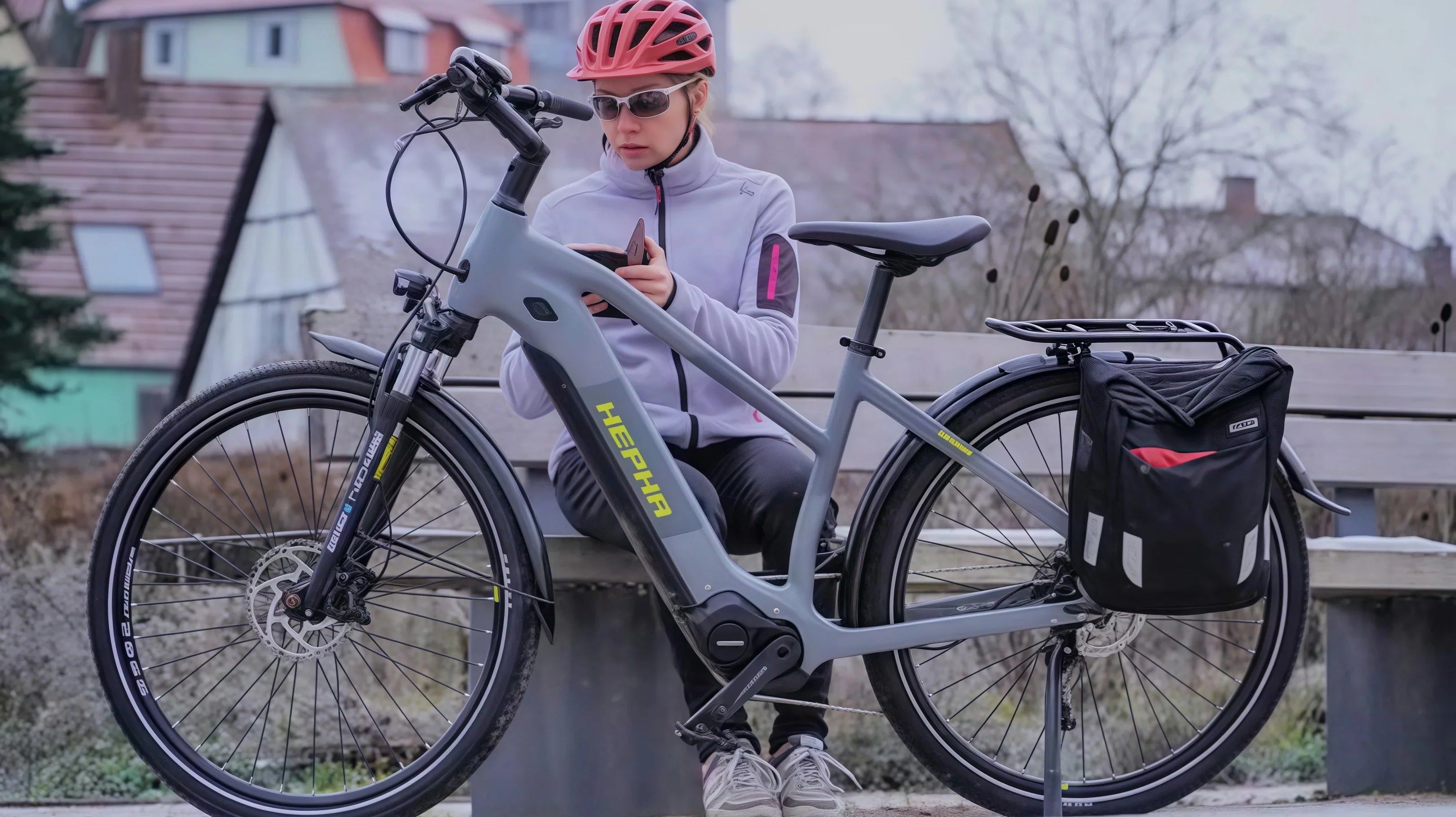 Pedelec & E-Bikes: Hepha trekking 7 Ultra is a powerful E-Trekking bike and a price breaker