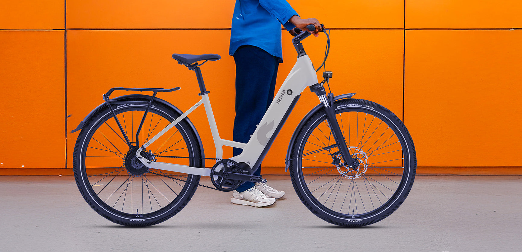 Ride-Freedom-Collect-with-Ease-Introducing-HEPHA-E-Bike-s-Click-Collect-Service HEPHA E-Bike